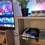 Glockenbruchweg Familien Mit 800qm Umzaeunten Garten, Bbq Pavilion, Gratis Fruehstueck, Parkplaetze, Wifi, Lage, So Privat Zu Hause * Kassel