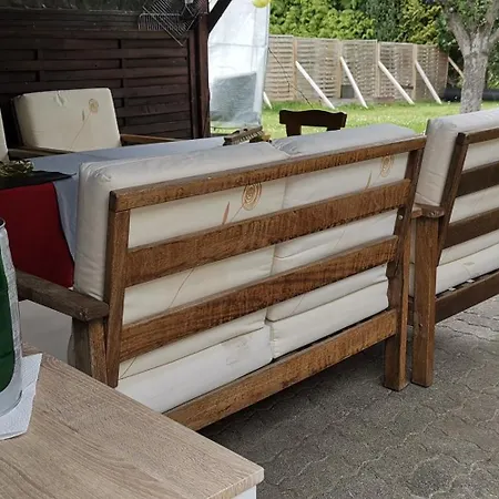 בית נופש Ganzes Ferienhaus Familien Resort Mit 800Qm Umzaeunten Garten Mit Grill Pavillon, 4 Zimmer Und Wohnzimmer, Kueche, Bad, Inkl Gratis Fruehstueck, Parkplaetze, Wifi, So Privat Wie Zu Hause, In Kassel Am Glockenbruchweg