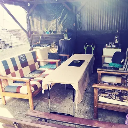 Ganzes Mit Garten, 5x Schlafzimmer, Wohnzimmer, Kueche, Bad, Dusche, 2xwc, Gratis Parkplaetze Wifi, Smart Tv, So Privat Zu Hause, Am Glockenbruchweg Cassel