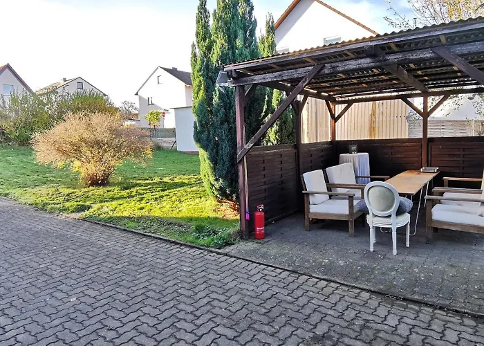別荘 Ganzes 120Qm Komfort Ferienhaus Mit 800Qm Umzaeunten Garten, 4 Schlafzimmer, Private Kueche, Wohnzimmer, Badezimmer Und Wc, Inkl Gratis Fruehstueck, Parkplaetze, Wifi, Top Lage, So Privat Wie Zu Hause カッセル