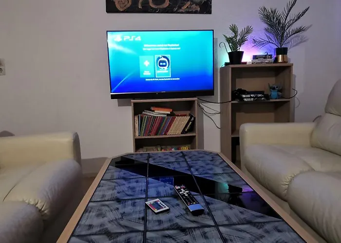 بيت للعطل Ganzes Familien Mit 800qm Umzaeunten Garten, Inkl Gratis Fruehstueck, Parkplaetze, Wifi, Lage, So Privat Zu Hause